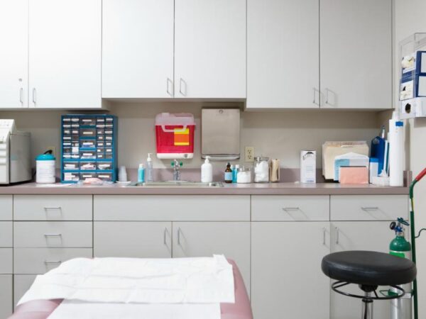 Home 4 Why Medical Office Cleaning Requires Specialized Cleaning Protocols